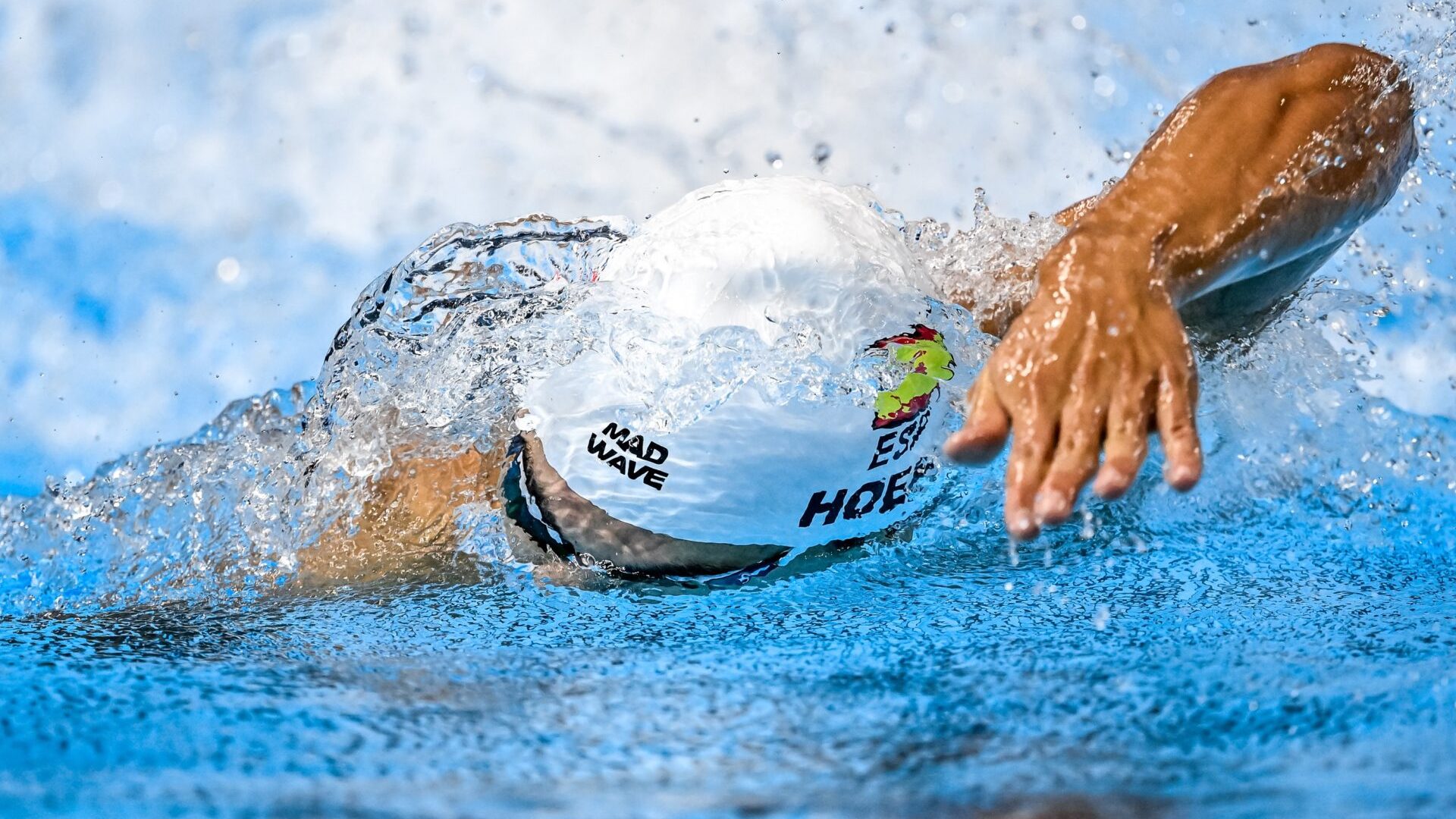 Luca Hoek Le Guenedal of Spain competes in the swimming 4x100m Freestyle Relay Mixed Heats during the 22nd World Aquatics Championships at the WAC Arena in Singapore (Singapore), August 2, 2025.